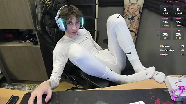 bambelbye online show from December 2024 09:58:02 PM