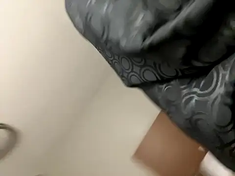 Snapshot of Backshort11 chatting on October 2025 03:07:01 AM Backshort11 online show from October 2025 03:07:01 AM