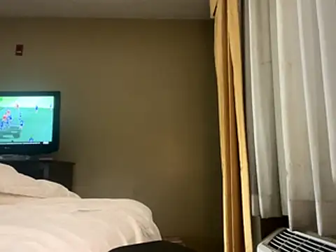 Snapshot of Backshort11 chatting on October 2025 05:46:01 AM Backshort11 online show from October 2025 05:46:01 AM