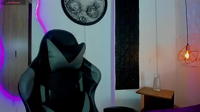 tatiana sc online show from October 2025 01:19:01 PM