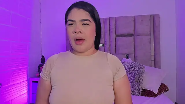 EmmaBecket2 online show from November 2025 03:27:01 AM