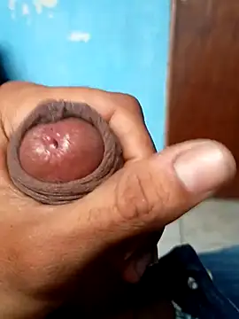 Snapshot of Cezinhamor chatting on September 2025 08:12:02 PM Cezinhamor online show from September 2025 08:12:02 PM