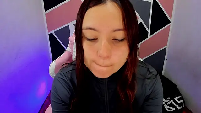 Snapshot of Carol_Pinter chatting on November 2025 03:45:01 PM Carol Pinter online show from November 2025 03:45:01 PM