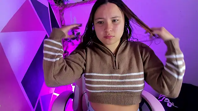 Snapshot of Carol_Pinter chatting on February 2026 01:38:02 PM Carol Pinter online show from February 2026 01:38:02 PM