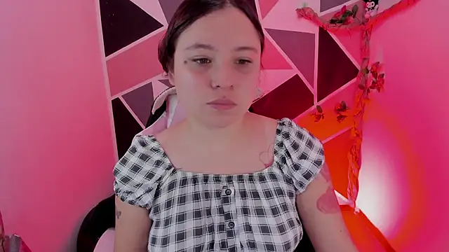 Snapshot of Carol_Pinter chatting on February 2026 03:32:02 PM Carol Pinter online show from February 2026 03:32:02 PM