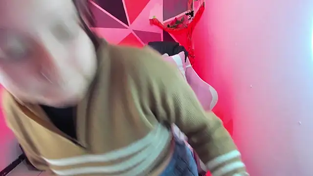 Snapshot of Carol_Pinter chatting on February 2026 02:05:02 PM Carol Pinter online show from February 2026 02:05:02 PM