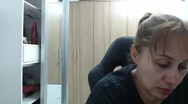 RoxanaLove9 online show from January 2025 01:27:01 AM