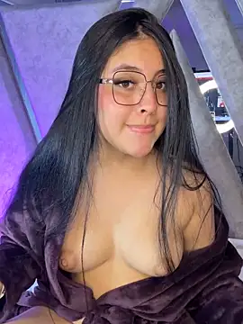 Snapshot of Annie9_ chatting on November 2025 10:56:02 AM Annie9 online show from November 2025 10:56:02 AM