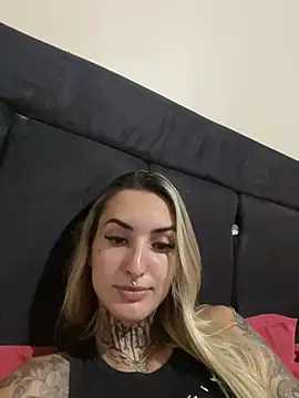 Snapshot of hotskinny1 chatting on March 2025 03:08:01 AM hotskinny1 online show from March 2025 03:08:01 AM