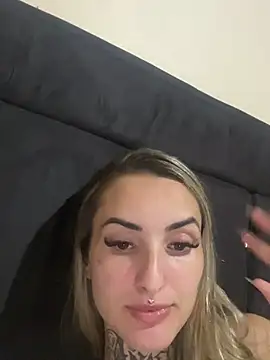 Snapshot of hotskinny1 chatting on March 2025 08:57:01 PM hotskinny1 online show from March 2025 08:57:01 PM