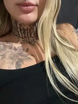 Snapshot of hotskinny1 chatting on March 2025 01:09:02 AM hotskinny1 online show from March 2025 01:09:02 AM