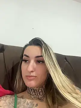 hotskinny1 online show from April 2026 04:23:02 PM
