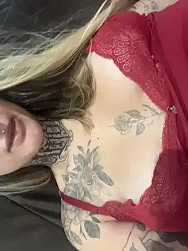 hotskinny1 online show from May 2026 10:26:02 PM
