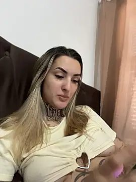 hotskinny1 online show from May 2026 12:57:02 PM