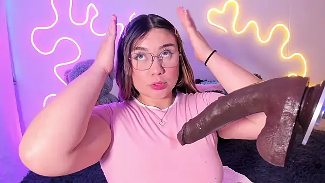 Isa belaa online show from November 2025 07:25:02 PM