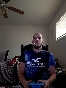 Snapshot of tryinitoutagain chatting on February 2025 04:47:01 PM tryinitoutagain online show from February 2025 04:47:01 PM