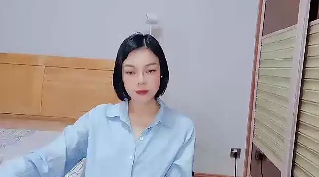 Linda-LL online show from January 2025 04:26:01 AM