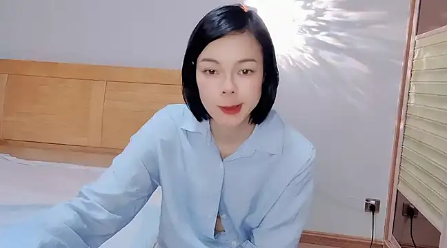 Linda-LL online show from January 2025 08:43:01 AM