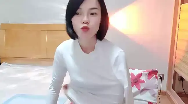 Linda-LL online show from February 2025 11:40:02 AM