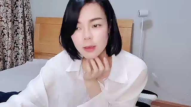 Linda-LL online show from February 2025 12:28:01 PM