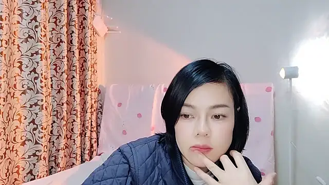 Linda-LL online show from March 2025 12:00:01 PM