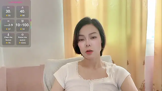Linda-LL online show from May 2026 05:25:02 AM