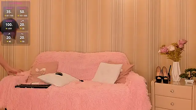 Snapshot of ms_evasweet chatting on December 2024 06:50:02 PM ms evasweet online show from December 2024 06:50:02 PM