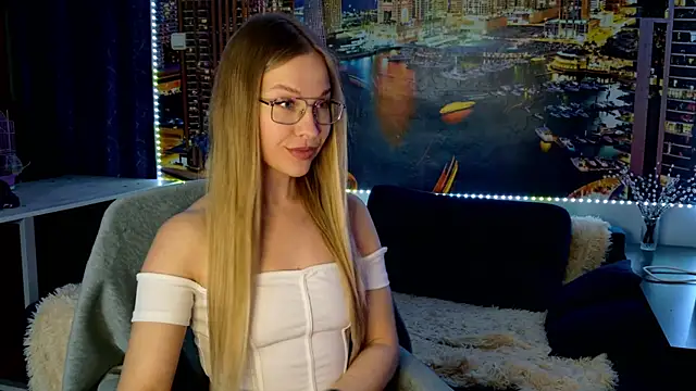 Snapshot of pusyavykusya chatting on April 2026 11:05:01 AM pusyavykusya online show from April 2026 11:05:01 AM