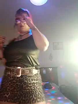 DesireSatler online show from August 2026 10:19:02 PM