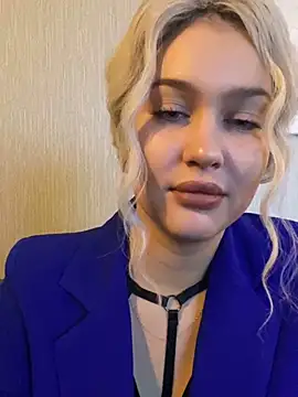 KikiWatson online show from January 2025 08:18:02 AM