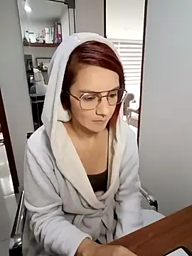 Snapshot of your_red_rose_ chatting on December 2024 02:06:02 PM your red rose online show from December 2024 02:06:02 PM