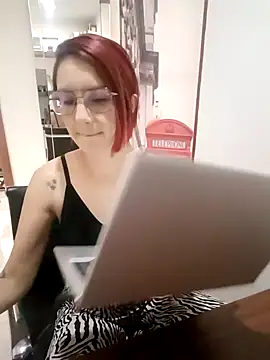 Snapshot of your_red_rose_ chatting on December 2024 09:22:01 PM your red rose online show from December 2024 09:22:01 PM