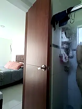 Snapshot of your_red_rose_ chatting on December 2024 01:28:01 PM your red rose online show from December 2024 01:28:01 PM