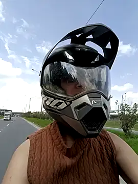 Snapshot of your_red_rose_ chatting on December 2024 03:54:02 PM your red rose online show from December 2024 03:54:02 PM