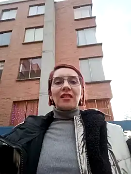 Snapshot of your_red_rose_ chatting on December 2024 10:46:02 PM your red rose online show from December 2024 10:46:02 PM