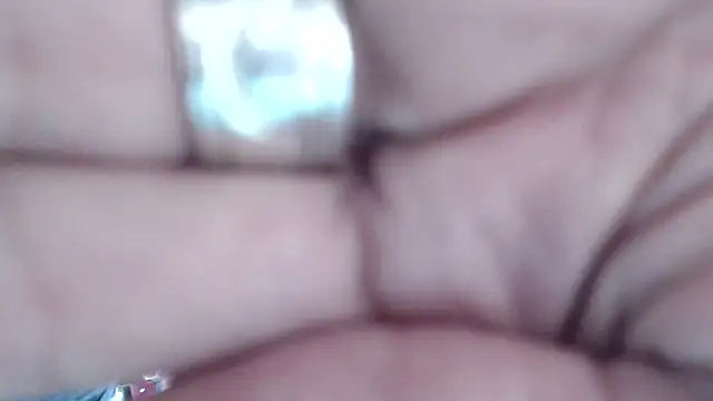 Snapshot of your_red_rose_ chatting on December 2024 05:14:01 PM your red rose online show from December 2024 05:14:01 PM