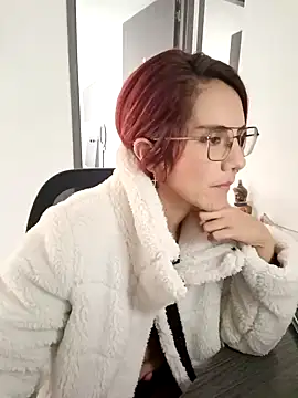 Snapshot of your_red_rose_ chatting on January 2025 07:43:01 PM your red rose online show from January 2025 07:43:01 PM