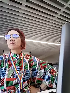 Snapshot of your_red_rose_ chatting on January 2025 01:42:02 PM your red rose online show from January 2025 01:42:02 PM