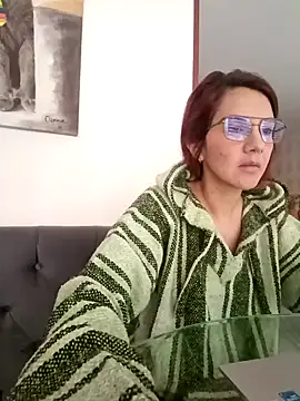 Snapshot of your_red_rose_ chatting on January 2025 01:47:01 PM your red rose online show from January 2025 01:47:01 PM