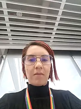 Snapshot of your_red_rose_ chatting on January 2025 01:16:02 PM your red rose online show from January 2025 01:16:02 PM