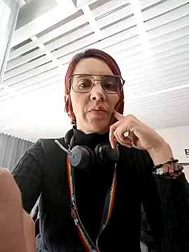 Snapshot of your_red_rose_ chatting on January 2025 07:21:01 PM your red rose online show from January 2025 07:21:01 PM