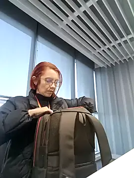 Snapshot of your_red_rose_ chatting on January 2025 11:55:01 AM your red rose online show from January 2025 11:55:01 AM