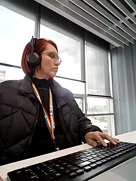 Snapshot of your_red_rose_ chatting on January 2025 02:58:01 PM your red rose online show from January 2025 02:58:01 PM