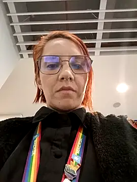 Snapshot of your_red_rose_ chatting on February 2025 01:28:02 PM your red rose online show from February 2025 01:28:02 PM