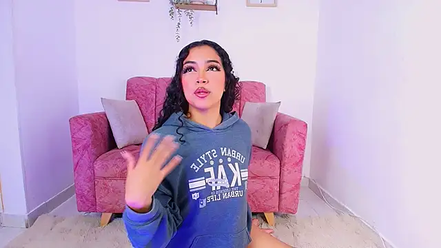 Sara Jhonson online show from September 2025 11:26:01 PM