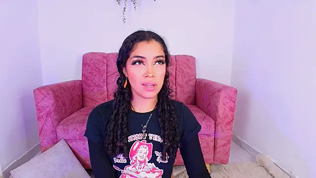 Sara Jhonson online show from September 2025 11:59:01 PM