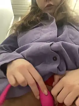 Snapshot of Topvi_ chatting on January 2025 12:26:01 PM Topvi online show from January 2025 12:26:01 PM