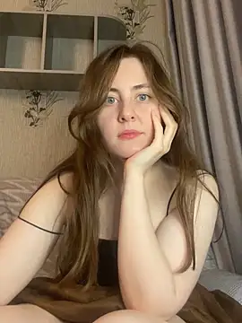 Snapshot of Topvi_ chatting on February 2025 03:56:02 PM Topvi online show from February 2025 03:56:02 PM