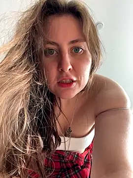 Snapshot of Topvi_ chatting on October 2025 10:11:02 AM Topvi online show from October 2025 10:11:02 AM