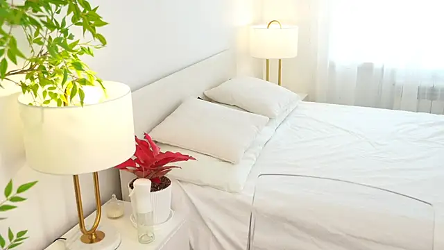 Peopleneedlove144 online show from March 2026 11:16:01 AM